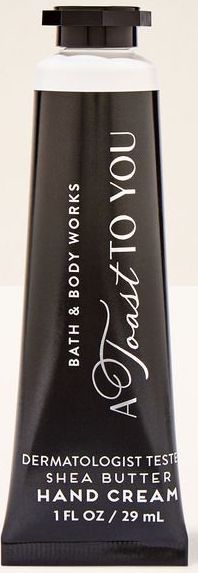 КРЕМ ЗА РЪЦЕ "A TOAST TO YOU"